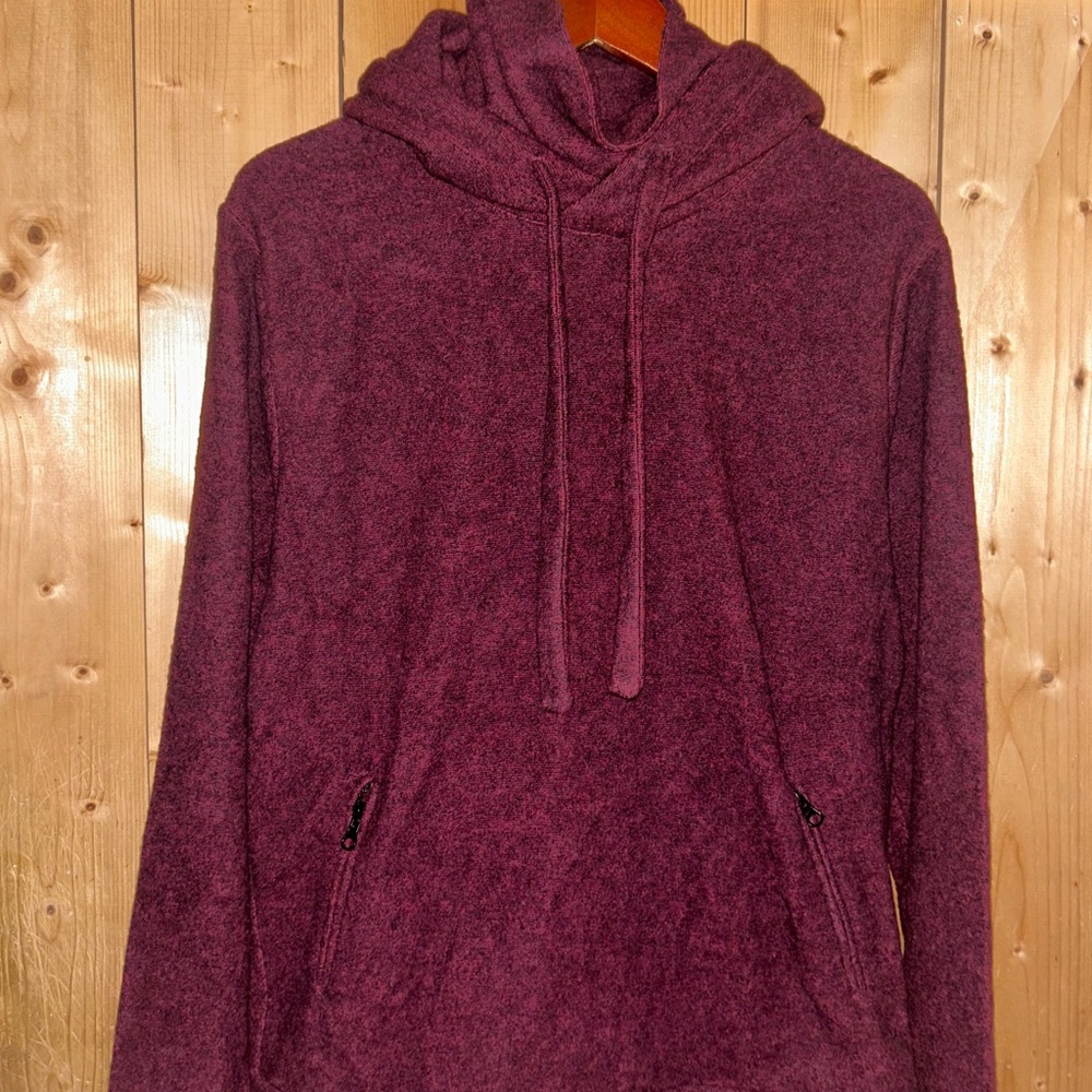Twenty Montreal Maddux Medium Heathered Drawstring Hoodie in Hero Red